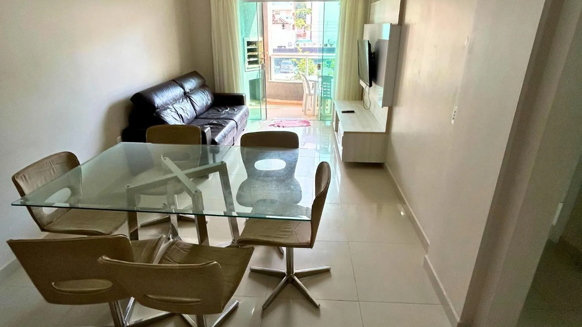 Apartamento 3 Dormitorios Na Praia De Bombas Бомбиньяс Бразилия